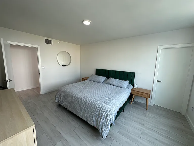 800 Claughton Island Dr #805 — Photo 14