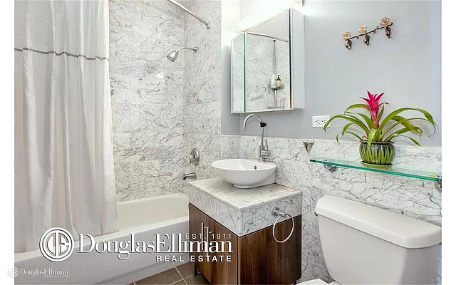 Rented by Douglas Elliman | media 21