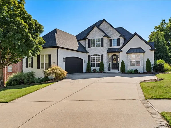 6207 W Valley View Rd, Rogers, AR 72758