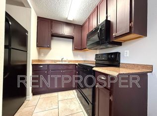 810 Eresken Ave APT B, Orlando, FL 32805