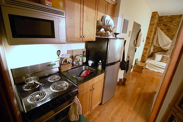 Rented by Bold New York | media 24