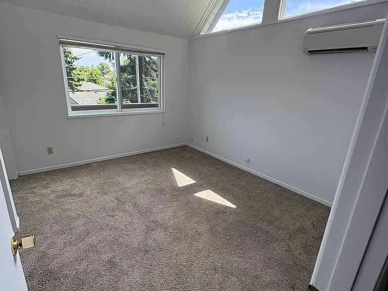 673 Piedmont Ave NW — Photo 6