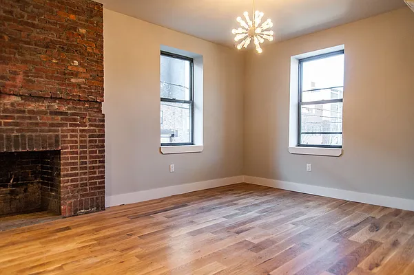 Rented by Nooklyn NYC LLC | media 78