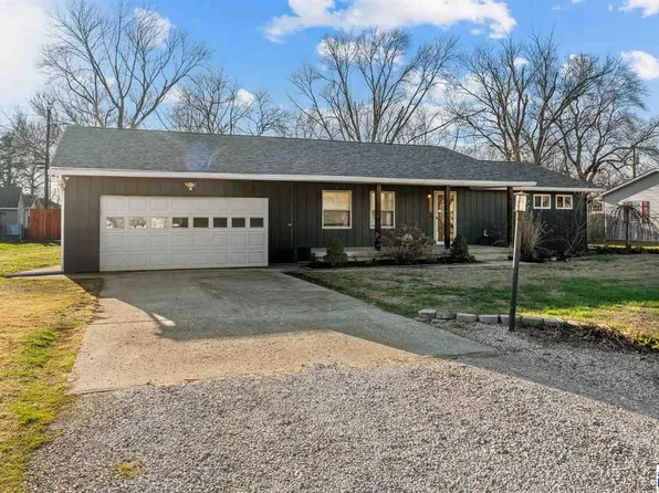 7522 N 39th St, Terre Haute, IN 47805