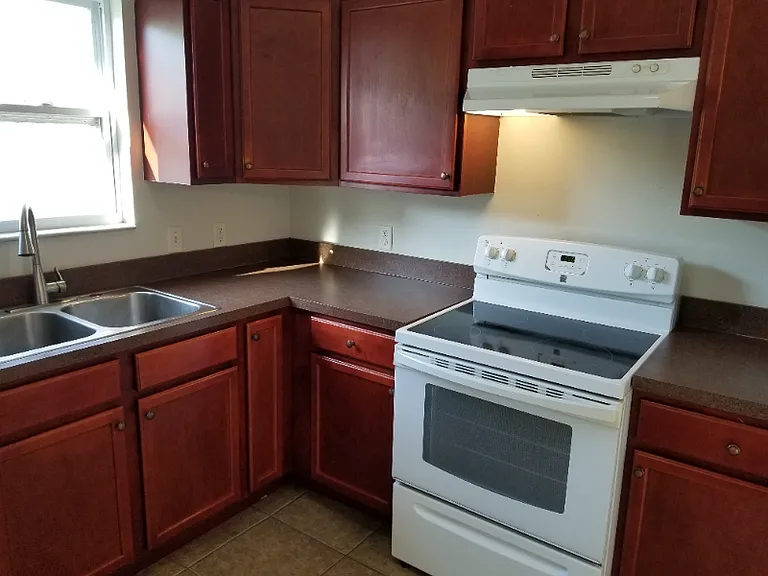 1051 N Saint Johns St — Photo 6
