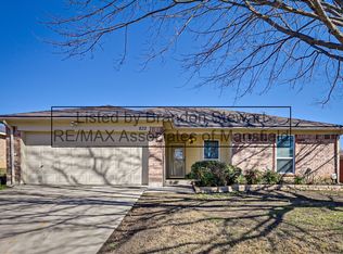 832 Blue Ridge Dr, Burleson, TX 76028