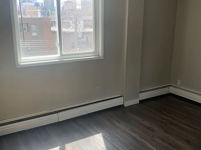 901 4th Ave NW — Photo 18