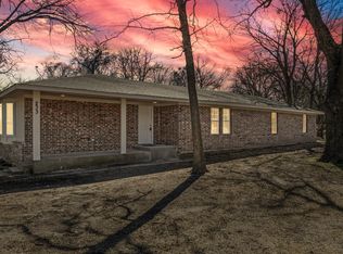 233 S Spring Branch Trl, Springtown, TX 76082