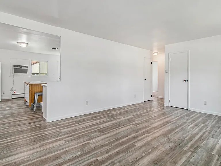 3708 Greenmont Dr — Photo 9