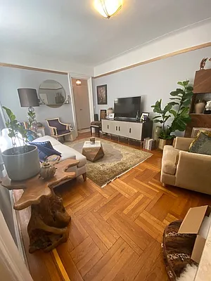 Rented by Bohemia Realty Group | media 10