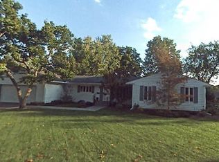 565 Lawnwood Ct, Circleville, OH 43113