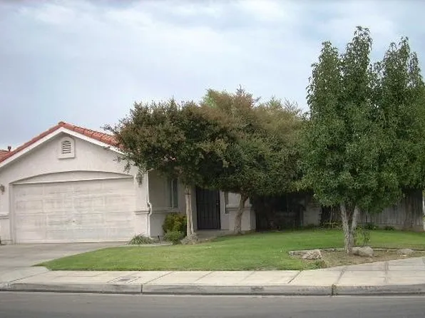 2210 N Antioch Ave, Fresno, CA 93722