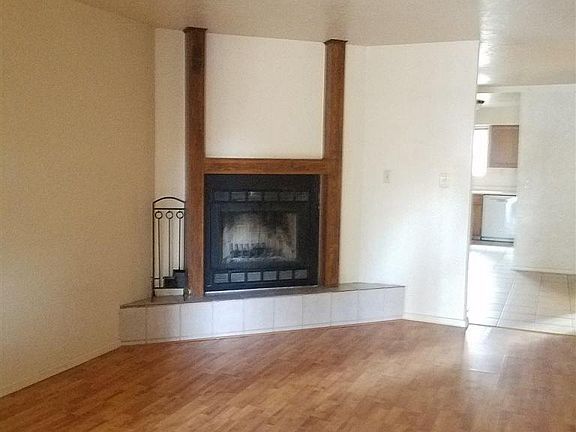 3rd image of 1641 Ebony Ave