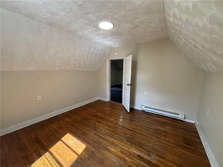 759 Carpenter St #B — Photo 6