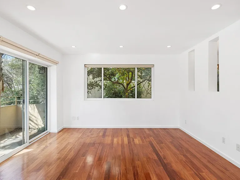 10645 Wilshire Blvd #101 — Photo 6