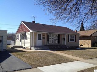 2925 4th Ave W, Hibbing, MN 55746