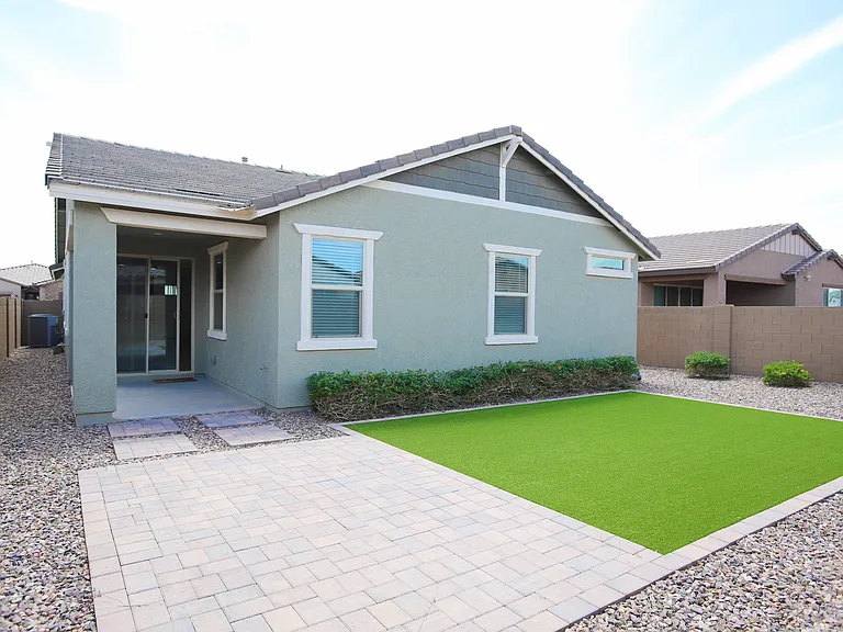 2250 E Kelly Dr — Photo 33