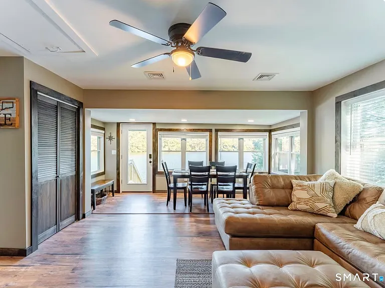 37 Sheldon Cir — Photo 3