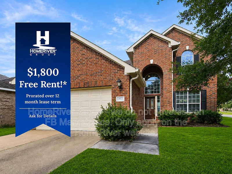 4 bed, 2.5 bath, 2634 sqft, $2,495 — Photo 1