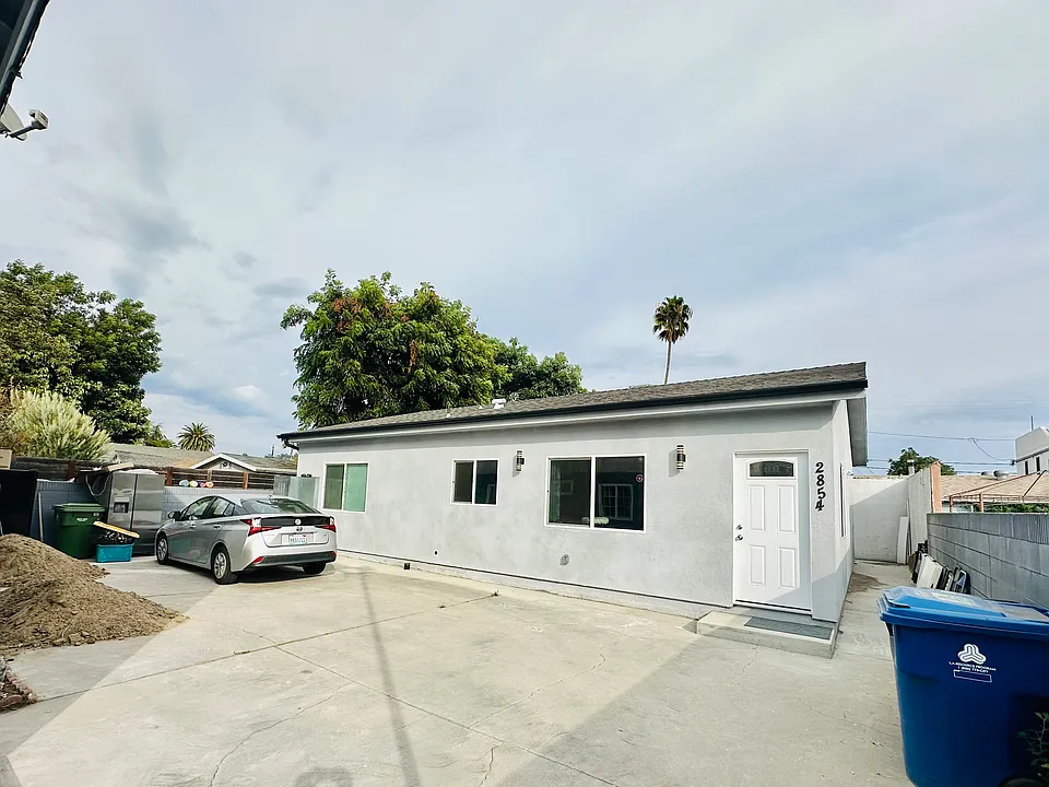 2852 Rosanna St #2852