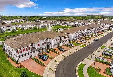 381 Evertree Loop — Photo 3