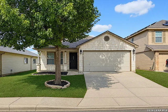 4 bed, 2.0 bath, 1731 sqft, $1,680 — Photo 1