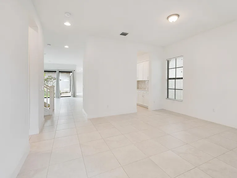 13351 Machiavelli Way — Photo 2