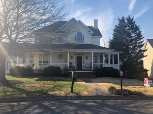 2557 Silverstone Ln, Knoxville, TN 37932