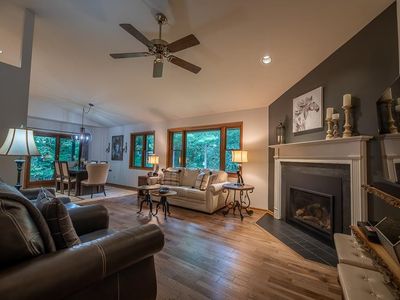 N7463 Grand View Dr, Whitewater, WI, 53190