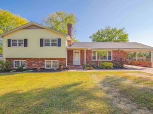 721 Richbourg Rd, Greenville, SC 29615