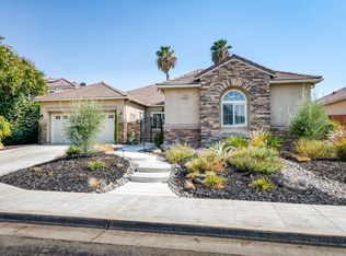 2392 Trenton Ave, Clovis, CA 93619