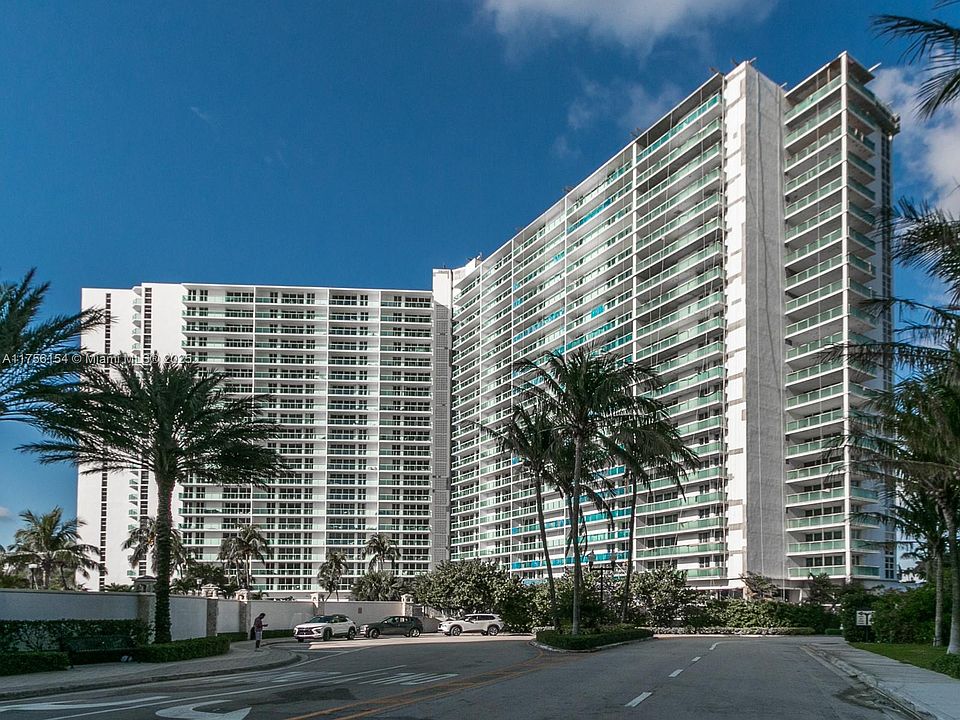 1st image of 100 Bayview Dr APT 2101