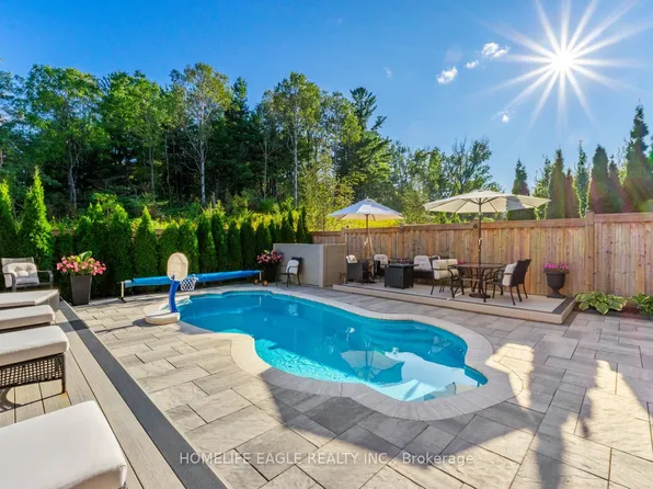 164 Sunset Vista Ct, Aurora, ON L4G 3Y1