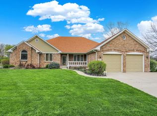 100 Innisbrooke Trl, Greenwood, IN 46142
