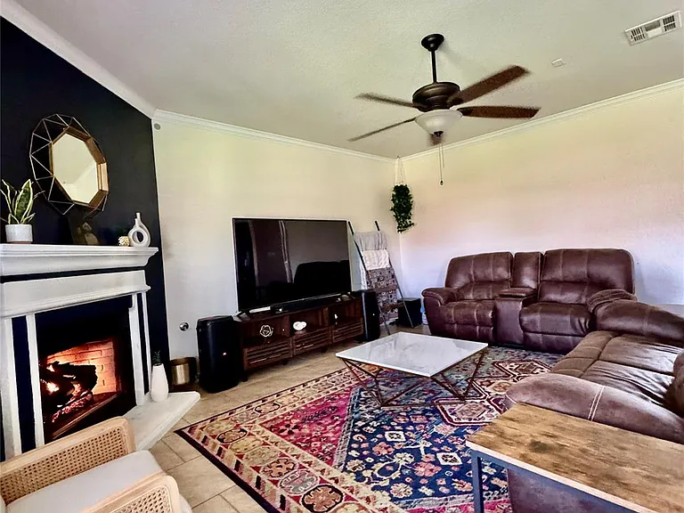 4320 Chestnut Meadows Bnd — Photo 7