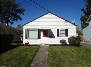 1372 Meadowbrook Ave SE, Warren, OH