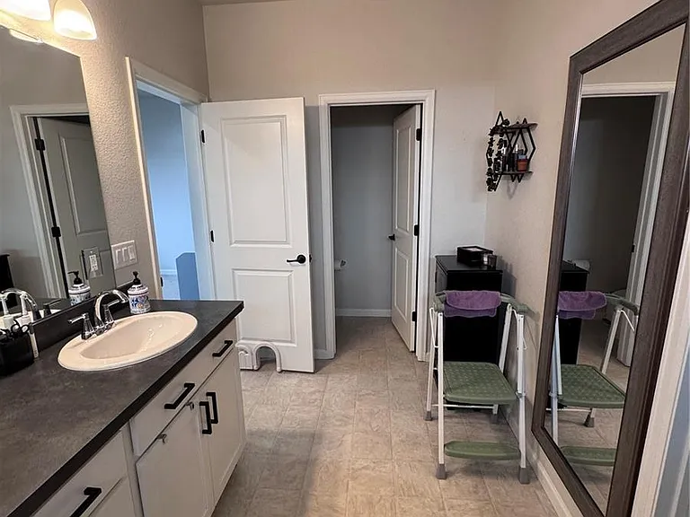 135 Silver Rock Trl — Photo 12