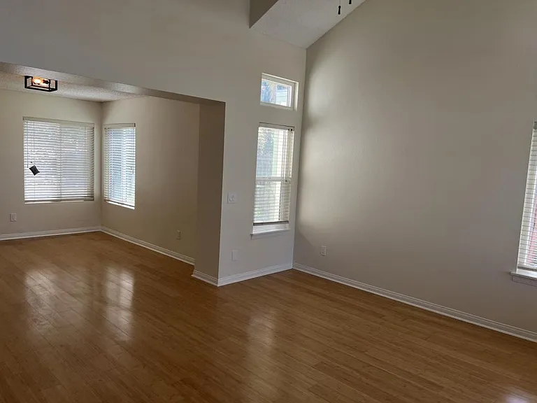 33367 View Crest Dr — Photo 5