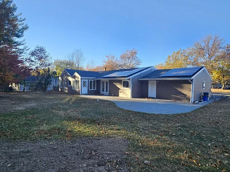 127 Kendall Rd — Photo 30
