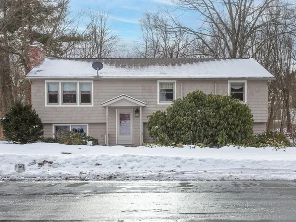 380 Woodcrest Court, Manchester, NH 03109