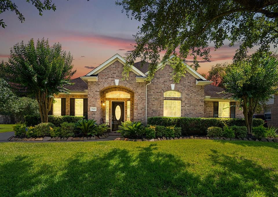 1st image of 15419 Stoneridge Park Ln