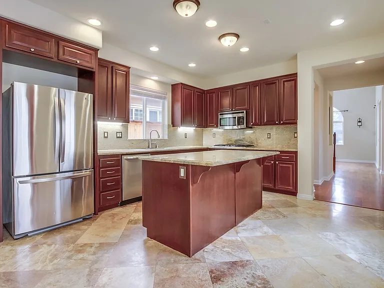 936 Citrine Way — Photo 10