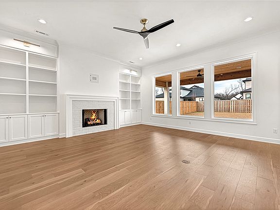 4th image of 3902 SW Rhythm Ave
