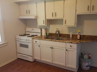 458 Market St APT 1, Joliet, IL 60436