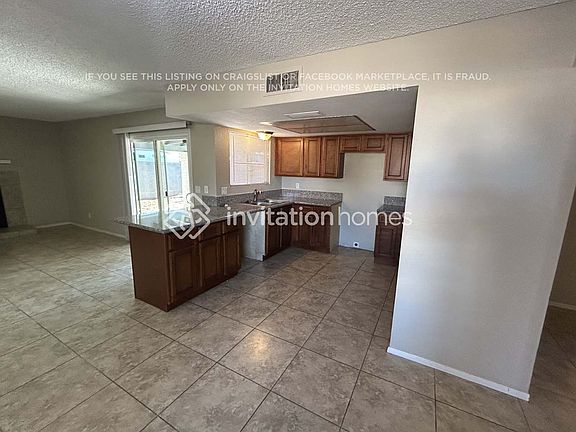 4th image of 5619 W Grovers Ave