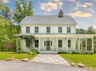 111 Moccasin Run, Sunset, SC 29685