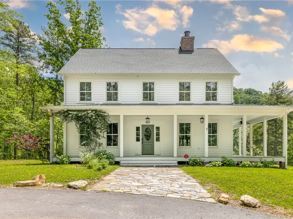 111 Moccasin Run, Sunset, SC 29685
