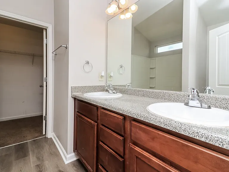 98 High Point Way — Photo 14