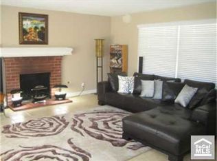 609 Plumer St, Costa Mesa, CA 92627