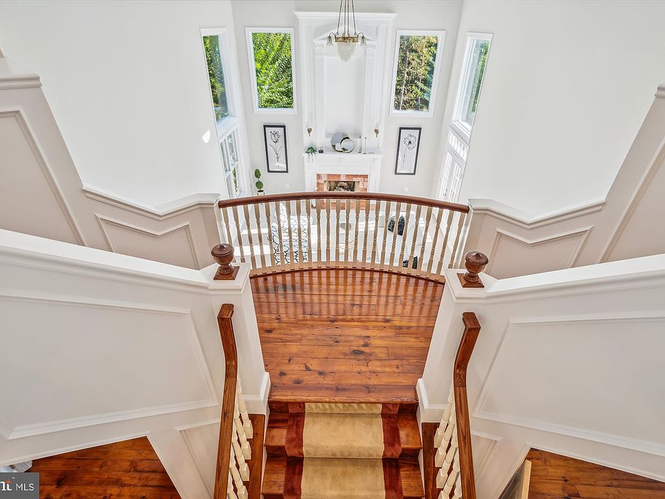 5671 Nomes Ct, Fairfax, VA 22030 Zillow